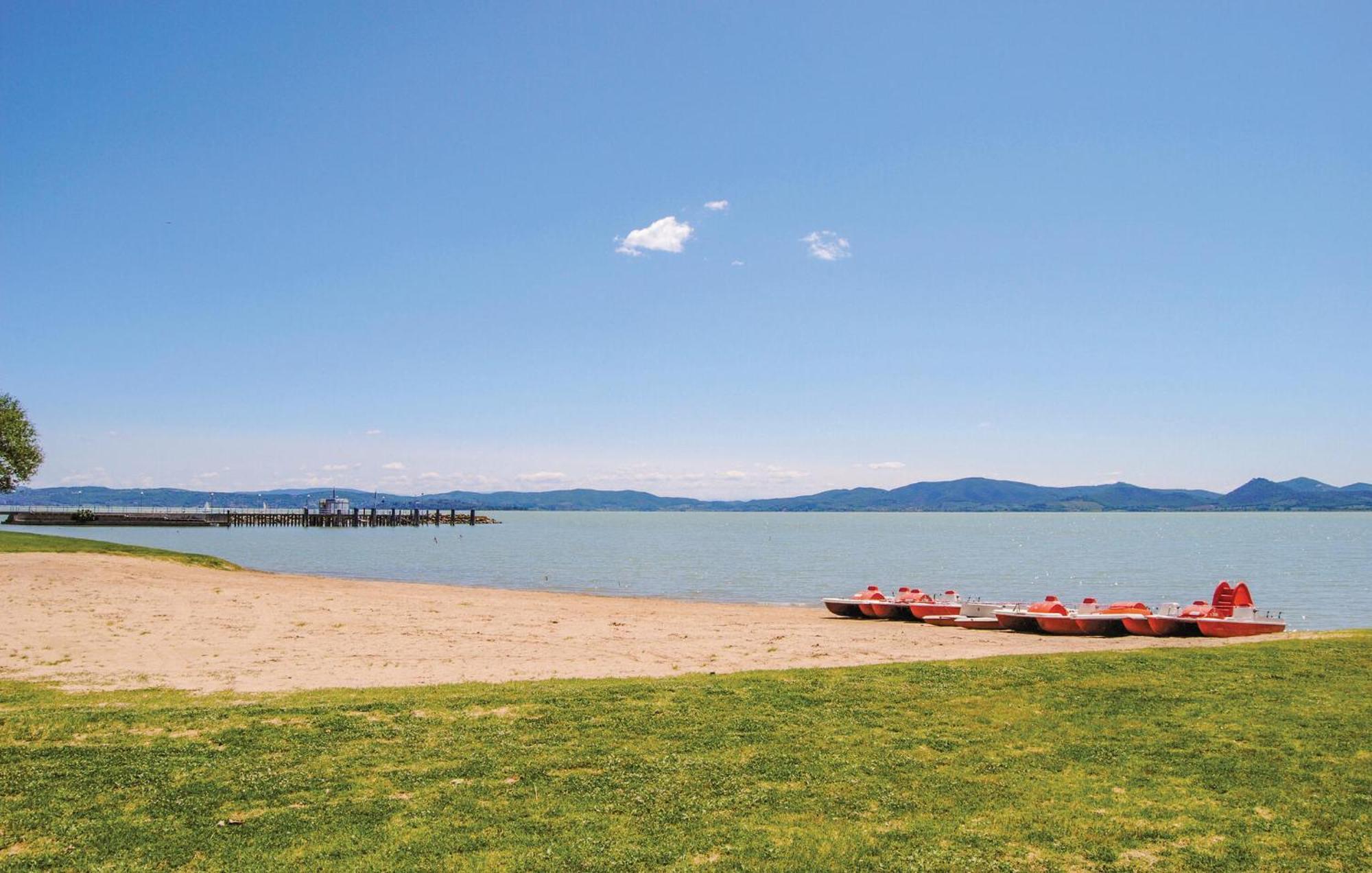 Lovely Apartment In Tuoro Sul Trasimeno With Wifi 외부 사진