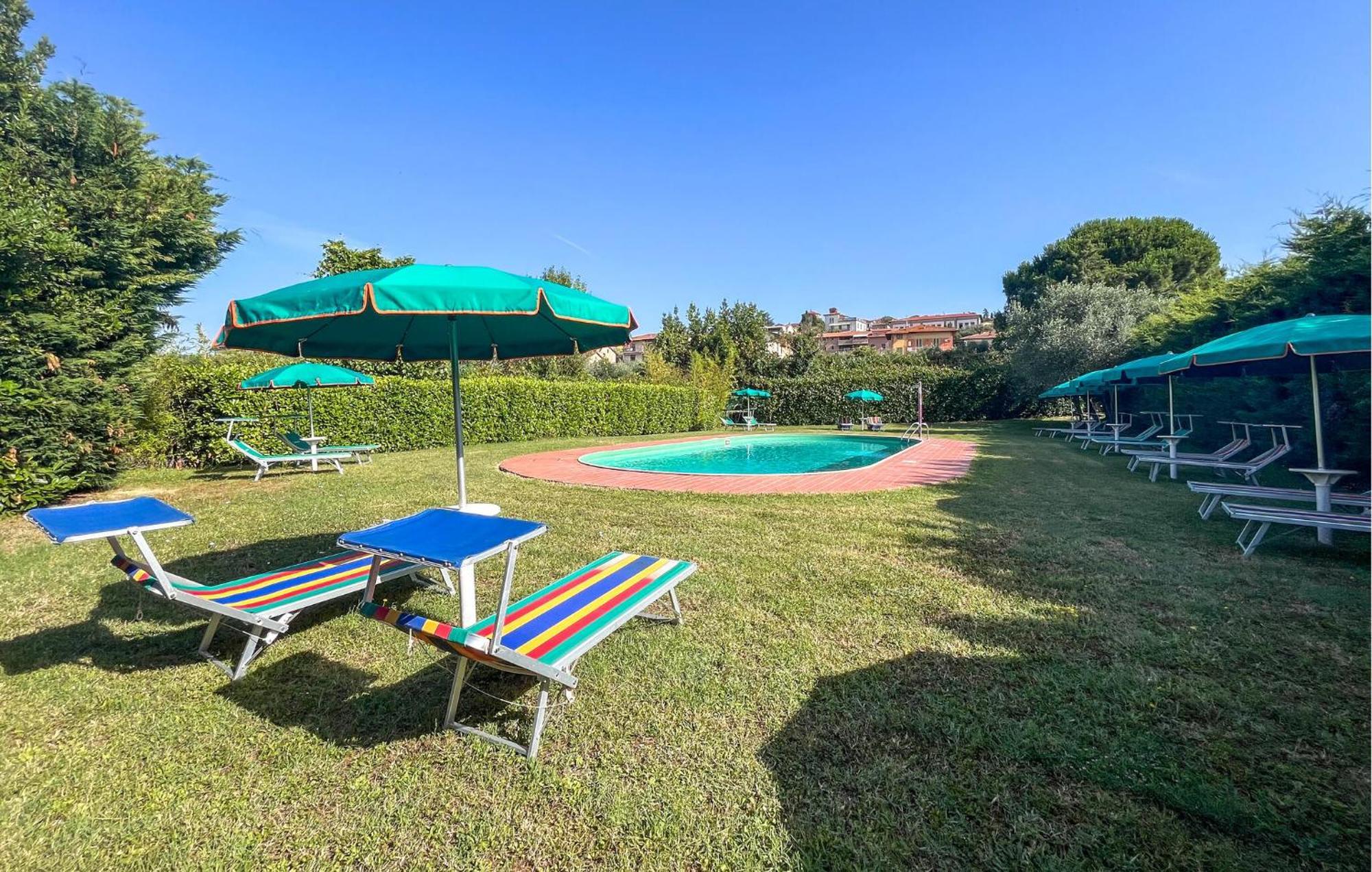 Lovely Apartment In Tuoro Sul Trasimeno With Wifi 외부 사진