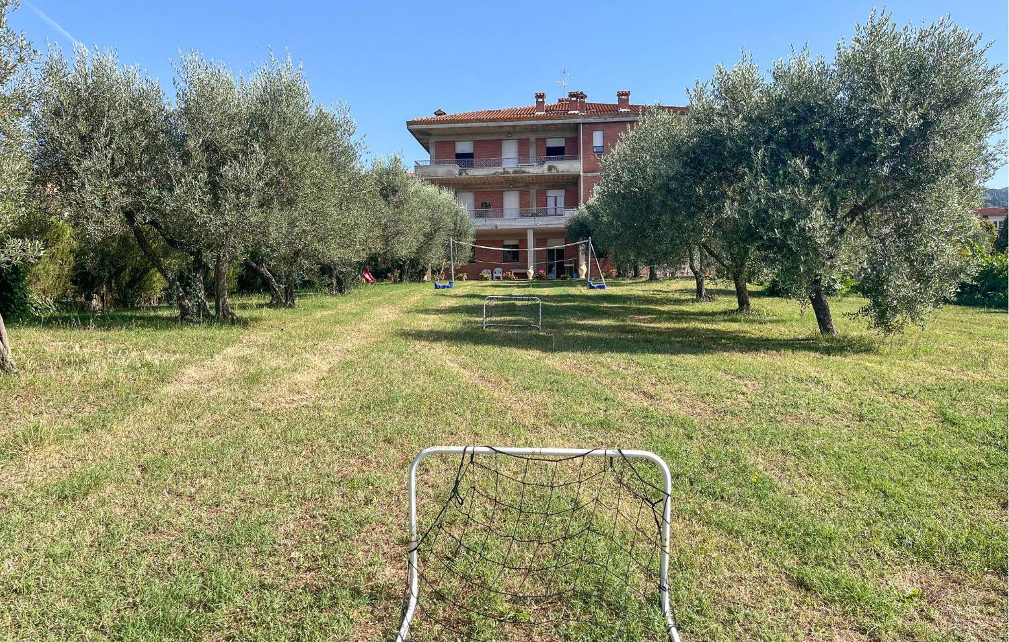 Lovely Apartment In Tuoro Sul Trasimeno With Wifi 외부 사진